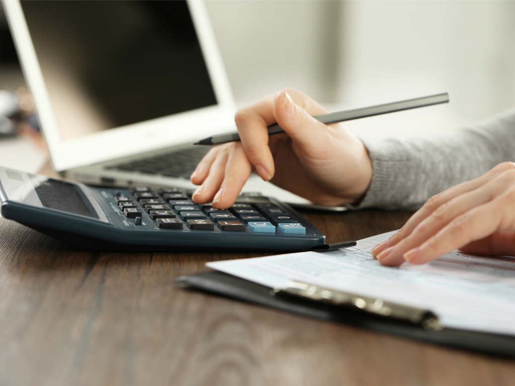 5 Tax Deductions and Credits Every American Should Know About in 2025
