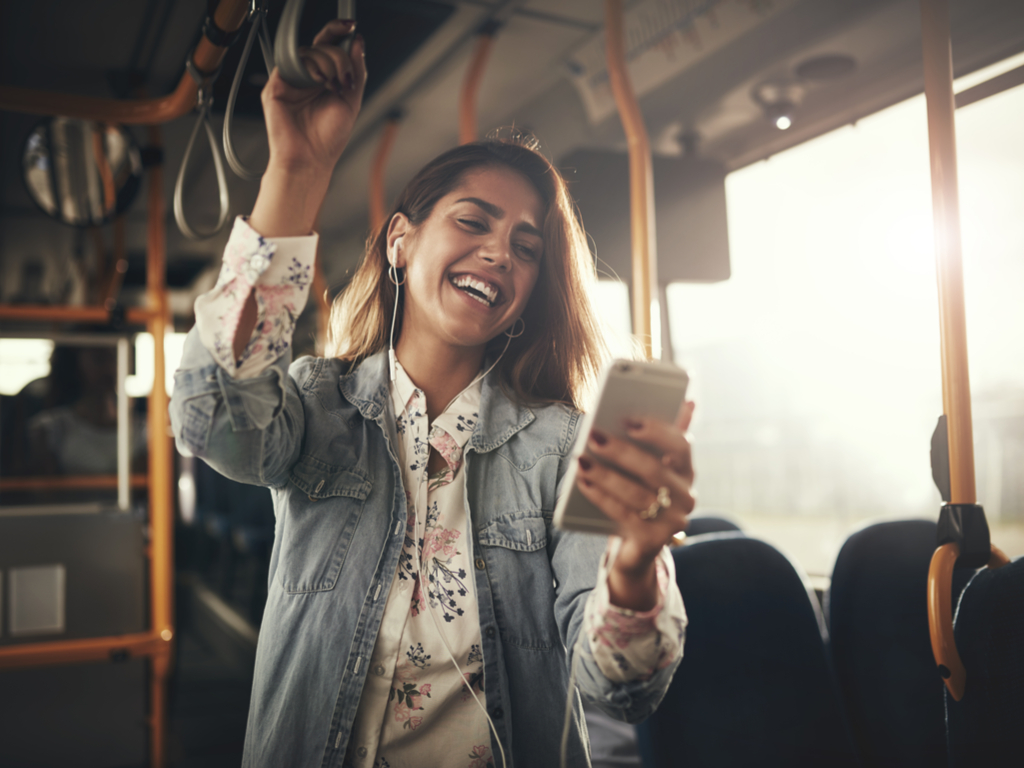 7 Ways to Lower Your Cell Phone Bill