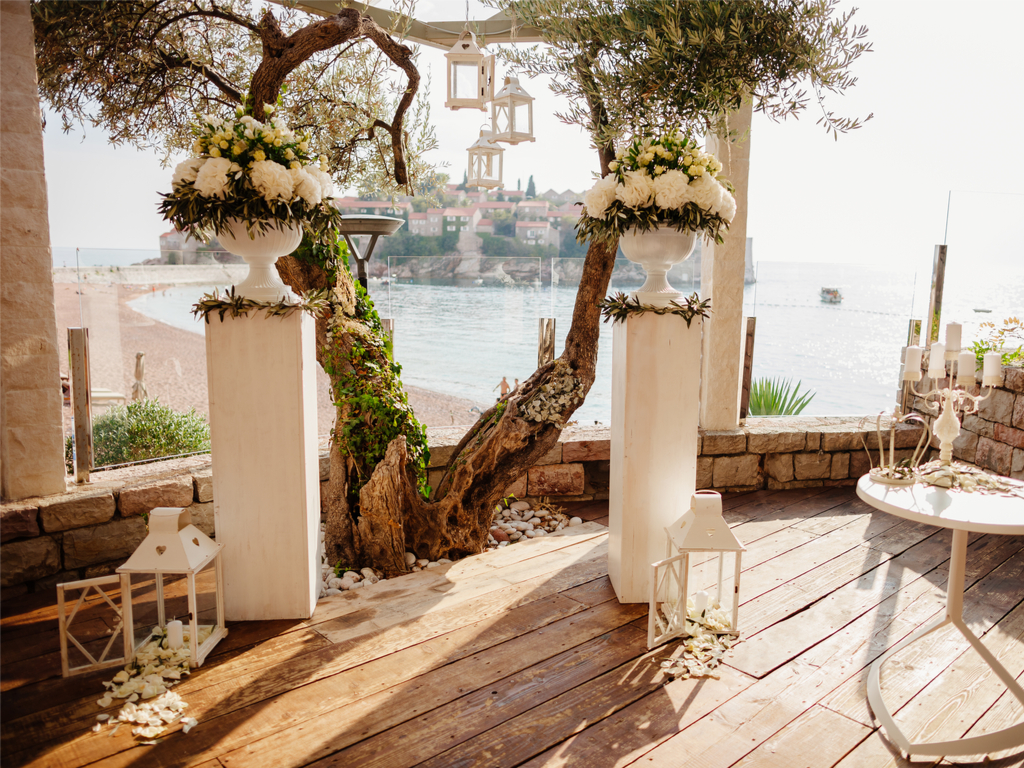 How Destination Weddings Can Save You Money