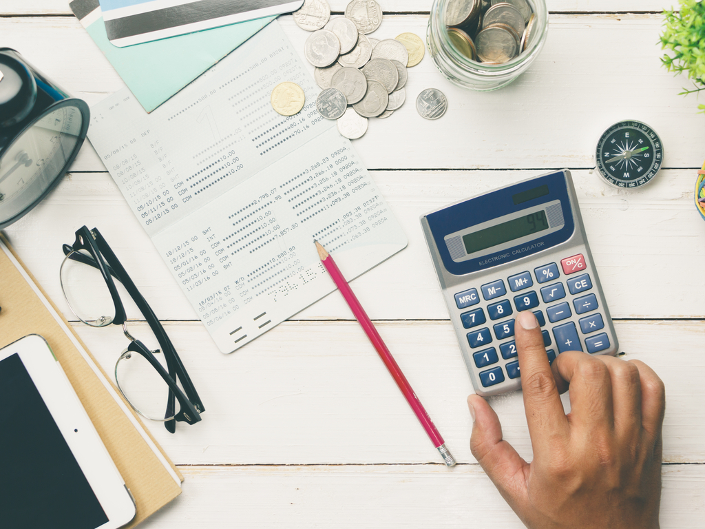 What is Binge Saving?
