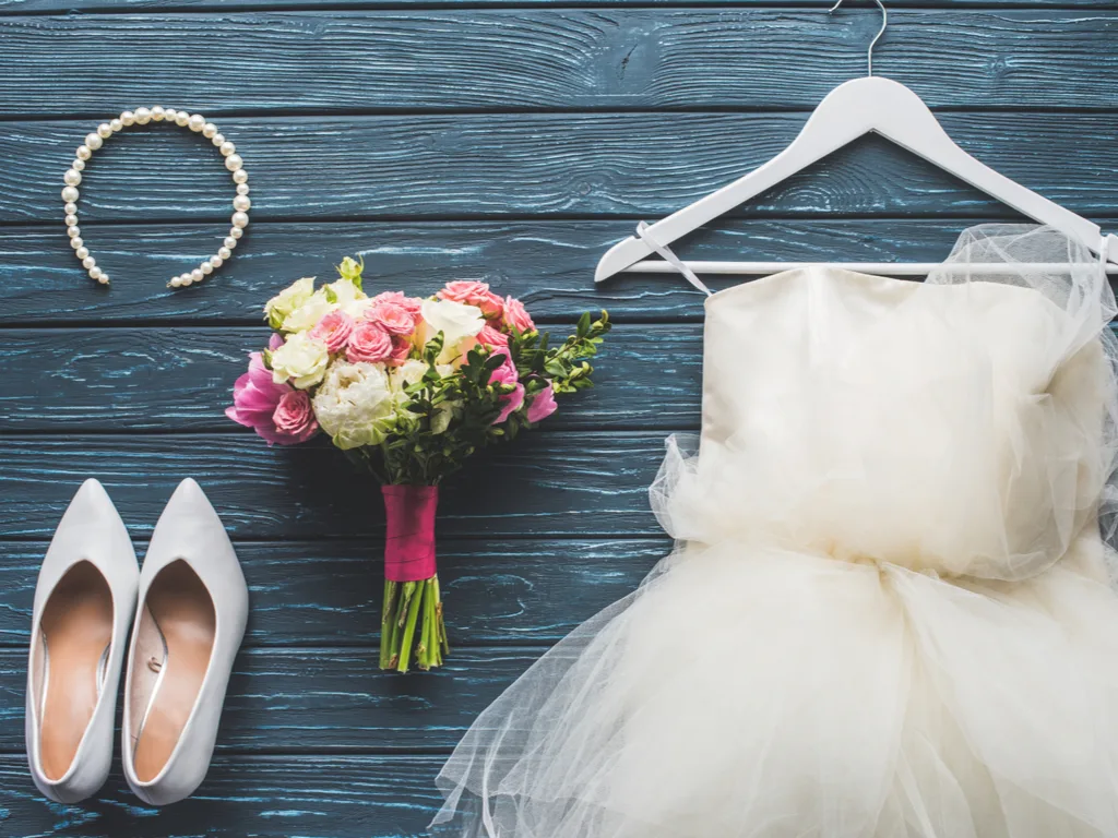 Low Cost Wedding Ideas